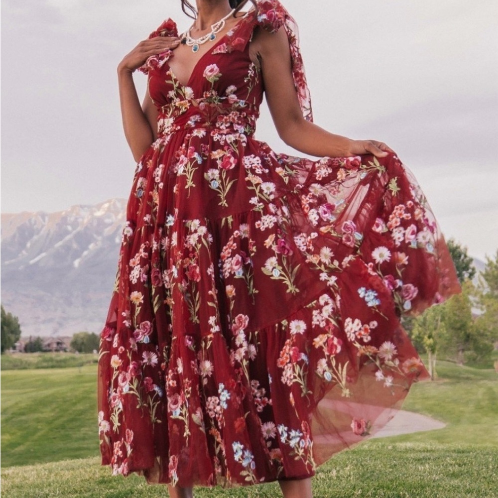 Jessa Kae Margaret Midi Dress